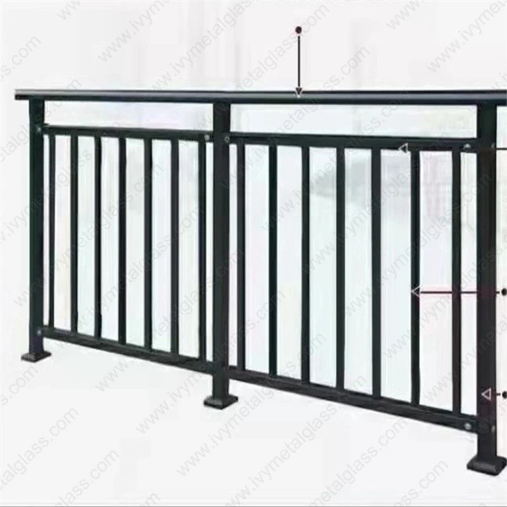 Balkonska ograja iz aluminija