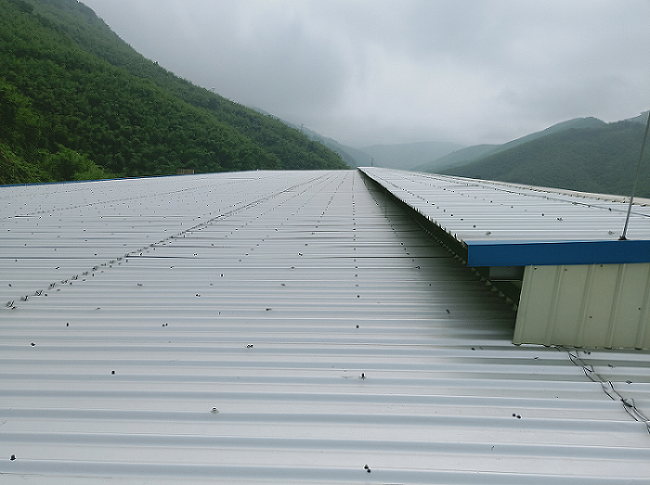 Izolacijske ploščice iz aluminija in magnezija